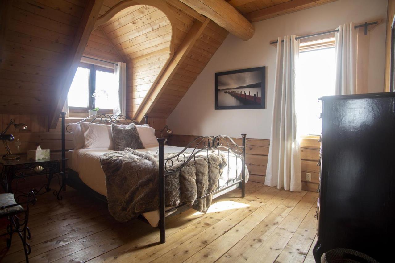 Hebergement "La Maison En Bois Rond" Sainte-Marie Екстериор снимка