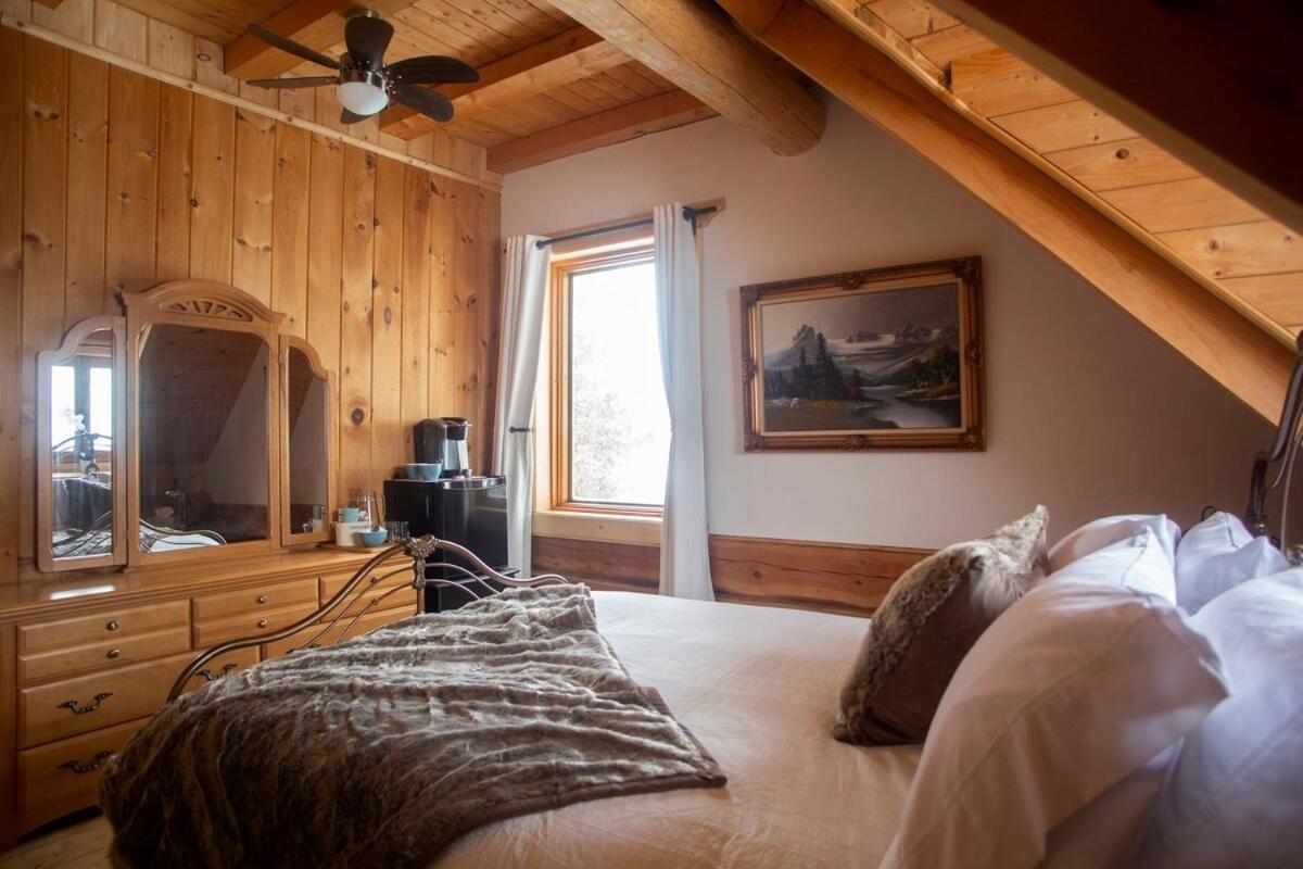 Hebergement "La Maison En Bois Rond" Sainte-Marie Стая снимка